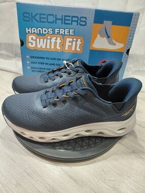NWT Skechers Men's Swift Fit Hands Free Navy Blue Slip-On Sneaker SIZE MENS 9.5